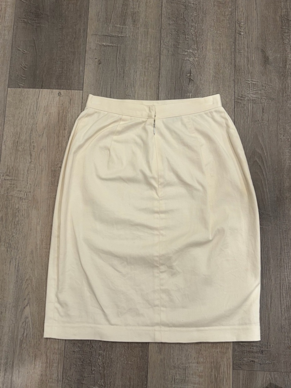 Michael Kors | White  Pencil Skirt Size 6 High Waisted Minimal Chic - Picture 6 of 7